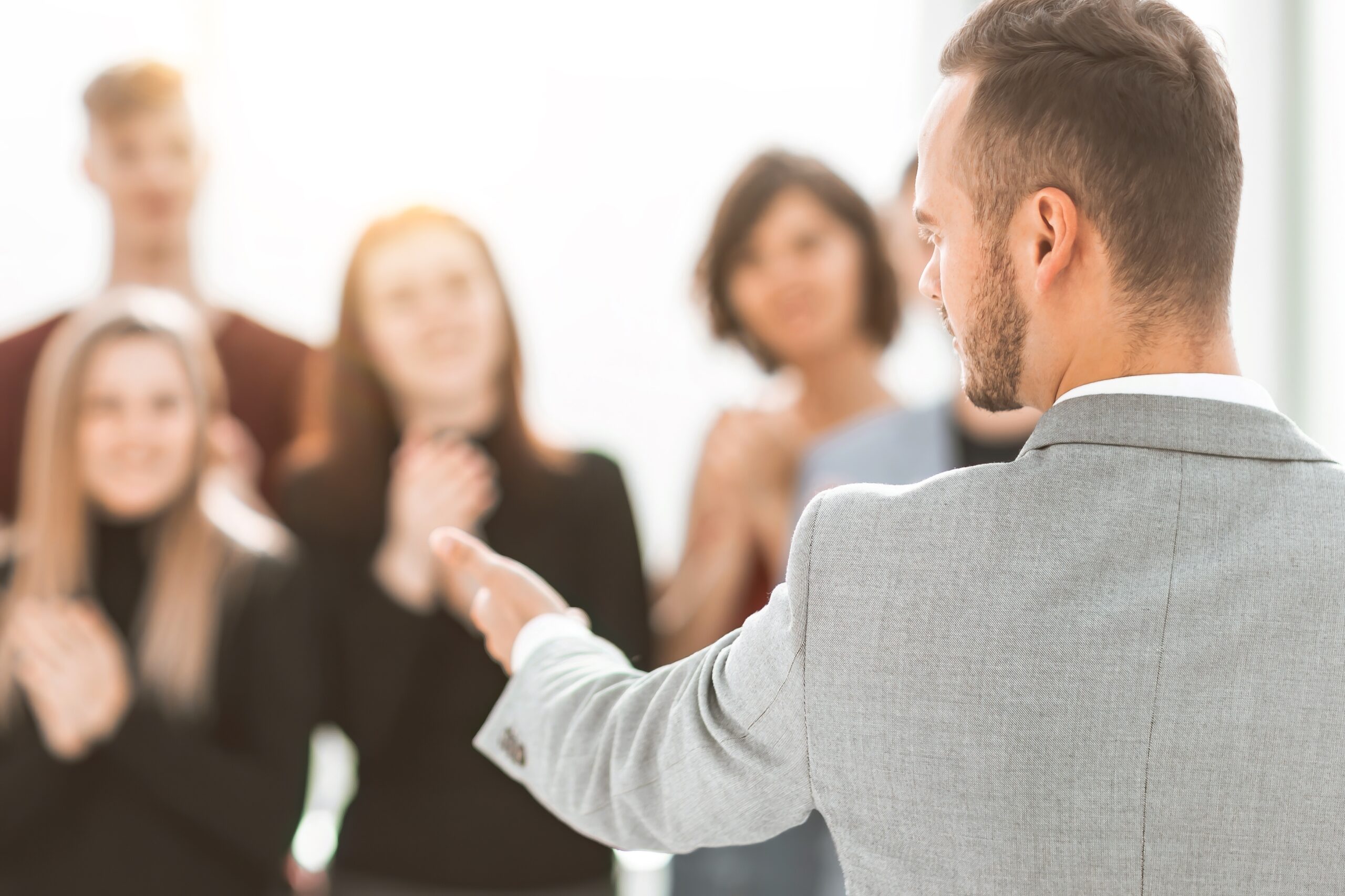 Crafting Engaging and Persuasive Presentations: Captivate and Convince Your Audience